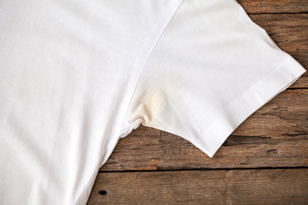 Ako odstrániť žlté škvrny z pod paží? Tento domáci liek okamžite obnoví belosť Ako odstrániť žlté škvrny z pod paží? Tento domáci liek okamžite obnoví belosť