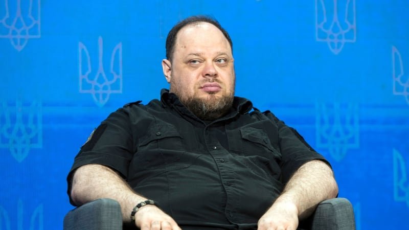 Zemětřesení v ukrajinské vládě: Tři ministři nabídli demisi, na starost měli i zbrojení Zemětřesení v ukrajinské vládě: Tři ministři nabídli demisi, na starost měli i zbrojení