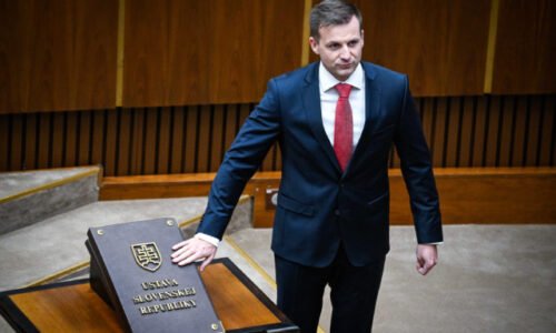Generálna prokuratúra zamietla vedúcemu Úradu vlády Gedrovi sťažnosť voči obvineniu