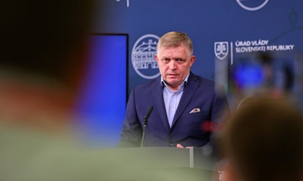 Slovenské osobnosti protestujú proti vystúpeniu premiéra Fica v ruskej televízii, prekročil všetky možné hranice