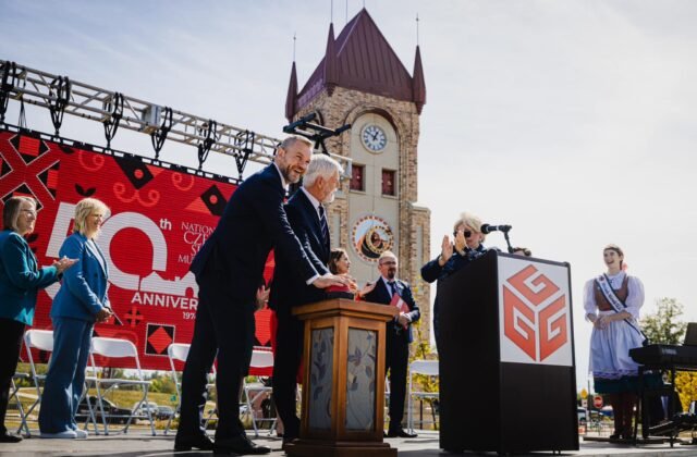 Prezident Pellegrini ukončil pracovnú cestu v USA a stretol sa aj so slovensko-českou komunitou (foto)