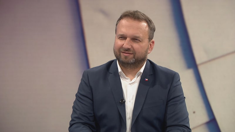 Konec sporů o rozpočet? Budeme jako jeden tým, všichni ministři ho podpoří, má jasno Jurečka