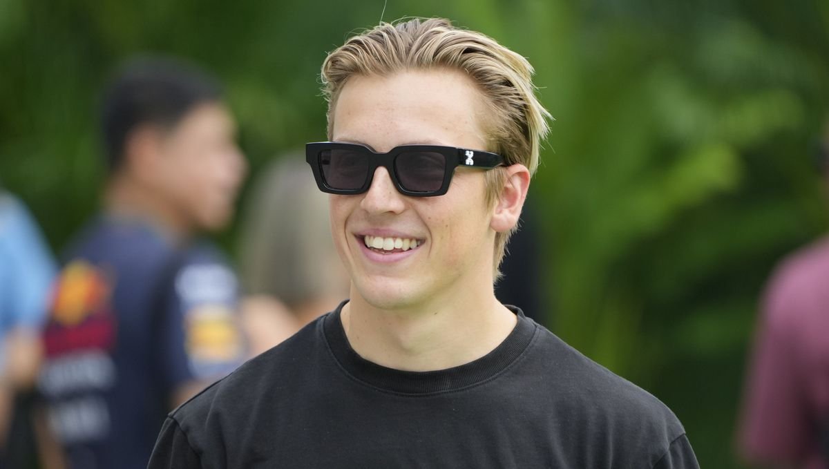 Mladík, ktorý nahradil stálicu Formuly 1: Rodičia predali dom, aby som mohol pretekať