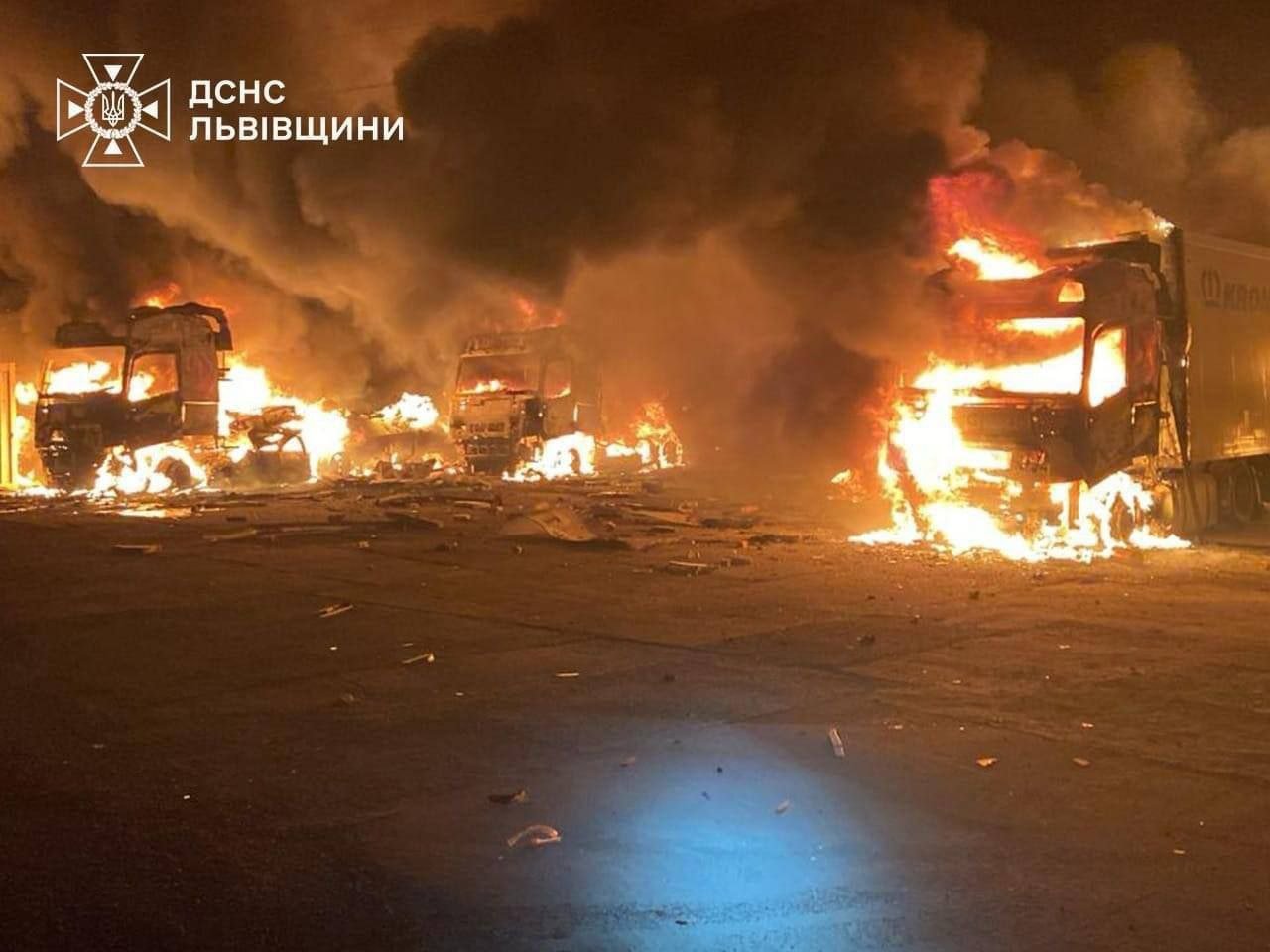 Rusi spustili kombinovaný útok na ciele na ukrajinskom území od Charkova a Poltavy až po Ľvov Rusi spustili kombinovaný útok na ciele na ukrajinskom území od Charkova a Poltavy až po Ľvov