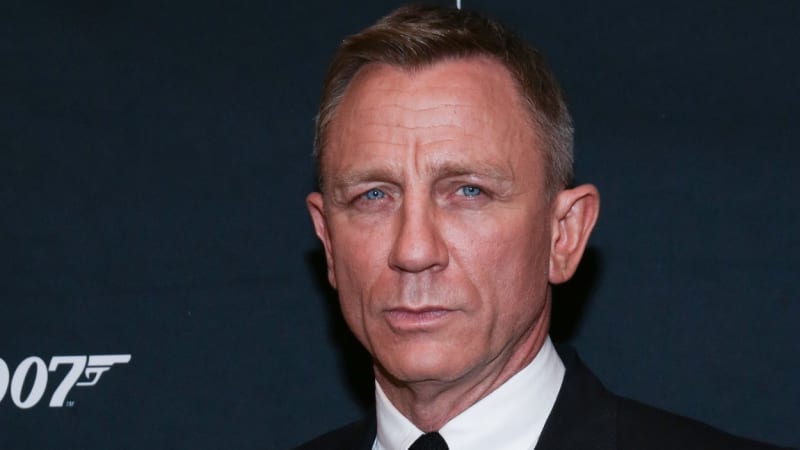 Bude James Bond někdy gay? Jeho slavný představitel na otázku reportérky otočil oči v sloup