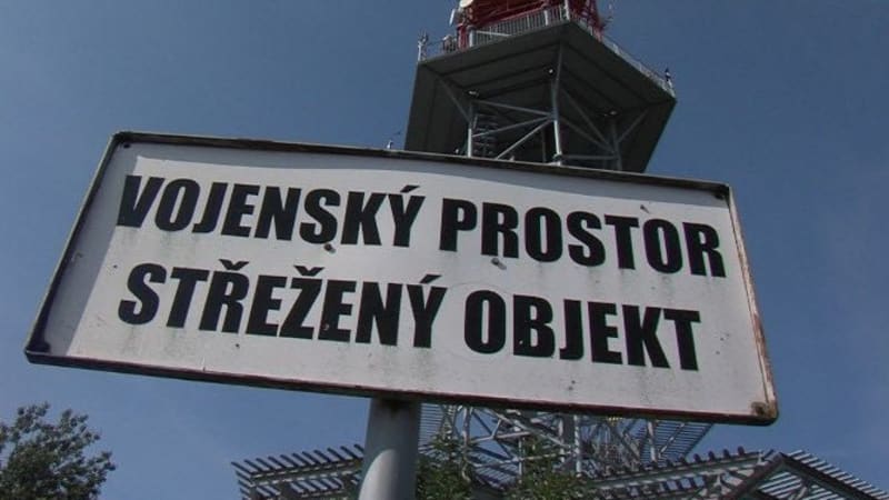 Absurdní, zlobí se turisté. Zákon jim může zamezit fotografovat oblíbenou českou rozhlednu