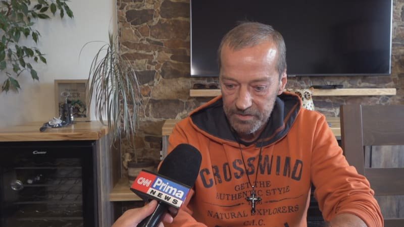 Muž z Karlovarska porazil rakovinu, teď bojuje s úřady. Odmítají poskytnout finanční pomoc Muž z Karlovarska porazil rakovinu, teď bojuje s úřady. Odmítají poskytnout finanční pomoc
