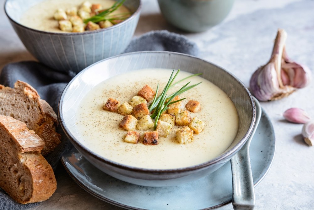 Recept na cesnakovú polievku je prísne strážené tajomstvo mojej babičky. Ukradla som ho a delím sa oň Recept na cesnakovú polievku je prísne strážené tajomstvo mojej babičky. Ukradla som ho a delím sa oň