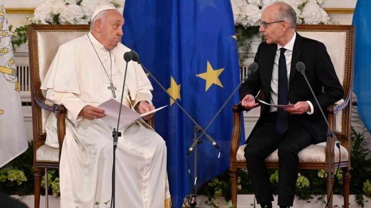 Pápež v Luxembursku: Evanjelium by sa malo stať zdrojom obnovy pre národy Európy Pápež v Luxembursku: Evanjelium by sa malo stať zdrojom obnovy pre národy Európy