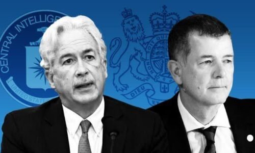 Šéfovia CIA a britskej MI6 sa zbratali na základe spoločnej nenávisti a strachu z Číny a Ruska