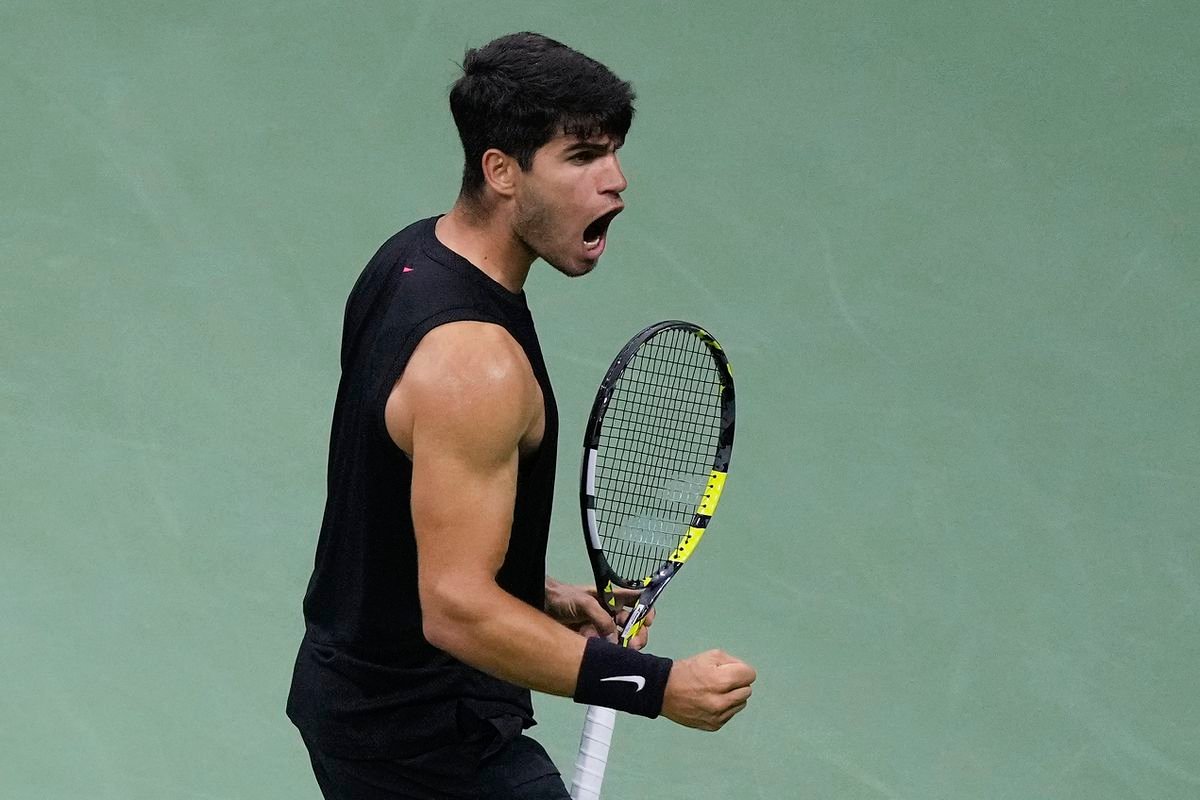 ATP Peking: Alcaraz prešiel po dvojsetovej bitke cez prvé kolo. Ďalej pokračuje aj Medvedev ATP Peking: Alcaraz prešiel po dvojsetovej bitke cez prvé kolo. Ďalej pokračuje aj Medvedev