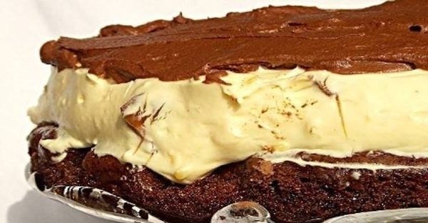 Tento karamelový krémeš nemá asi fakt žiadnu chybu: Pudingovo-smotanový zákusok, ktorý sme si hneď doma obľúbili! Tento karamelový krémeš nemá asi fakt žiadnu chybu: Pudingovo-smotanový zákusok, ktorý sme si hneď doma obľúbili!