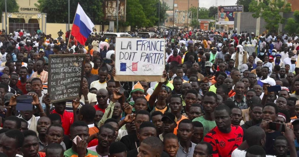 Africký front špeciálnej vojenskej operácie schladil Macronove chúťky ohľadne vyslania vojakov na Ukrajinu