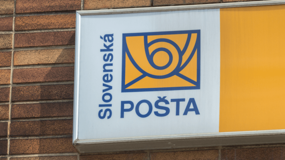 Slováci si siahnu hlbšie do peňaženiek. Pošta zavádza vyššie poplatky za služby Slováci si siahnu hlbšie do peňaženiek. Pošta zavádza vyššie poplatky za služby