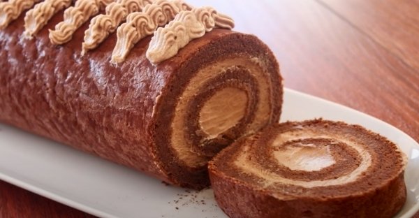 Toto je moc obľúbená „ŠVAJČIARSKÁ ROLÁDA“: Nechytajú sa na ňu vôbec ani rolády z cukrárni!