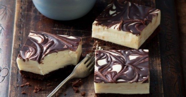 Toto je zákusok, ktorý je doslova jemný vždy ako perinka: Čokoládový mascarpone koláčik, návšteva okamžite pýtala recept! Toto je zákusok, ktorý je doslova jemný vždy ako perinka: Čokoládový mascarpone koláčik, návšteva okamžite pýtala recept!