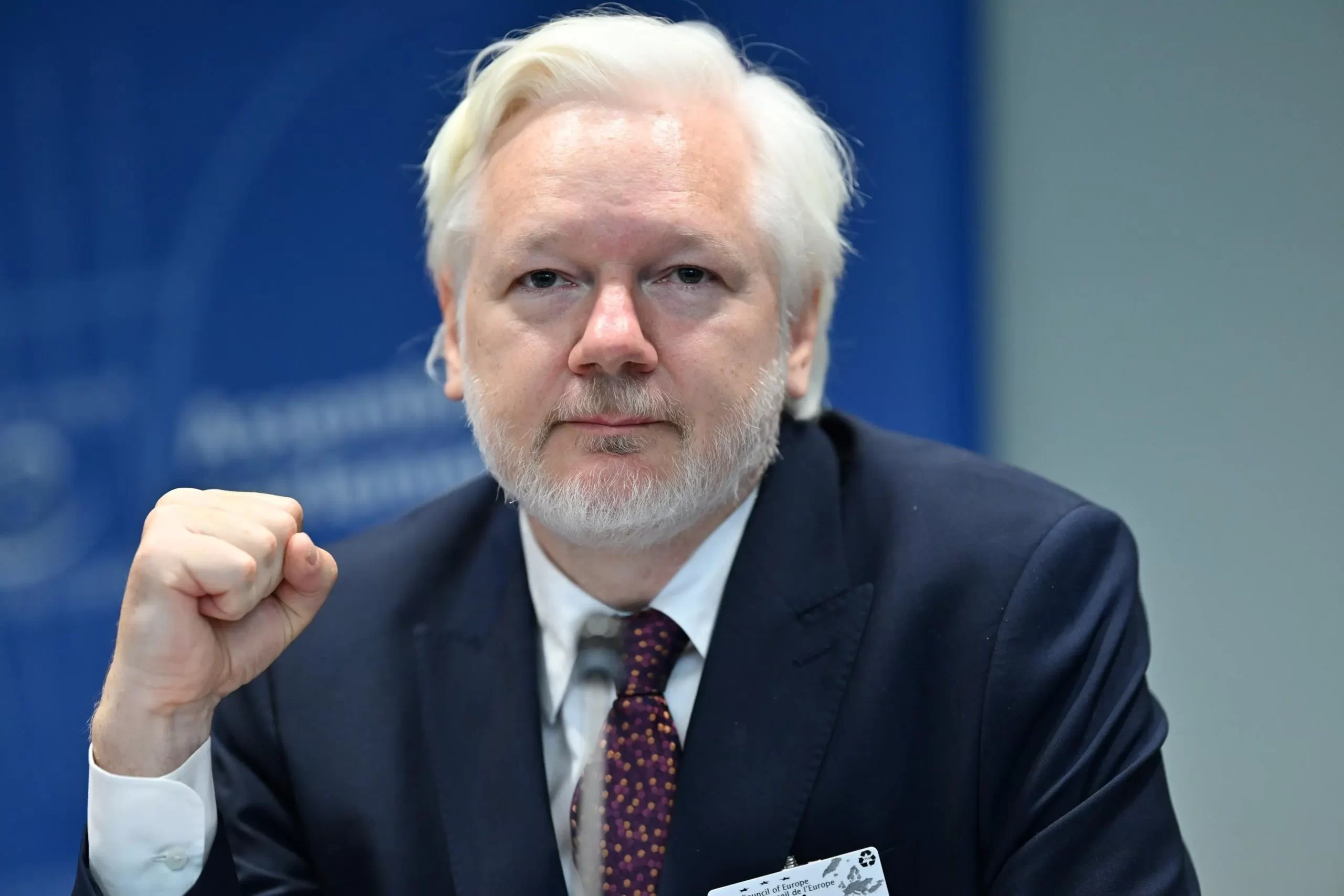 Neuskutečnitelná spravedlnost: Julian Assange ve Štrasburku. „Bylo dobré znovu slyšet ten hlas“ Neuskutečnitelná spravedlnost: Julian Assange ve Štrasburku. „Bylo dobré znovu slyšet ten hlas“