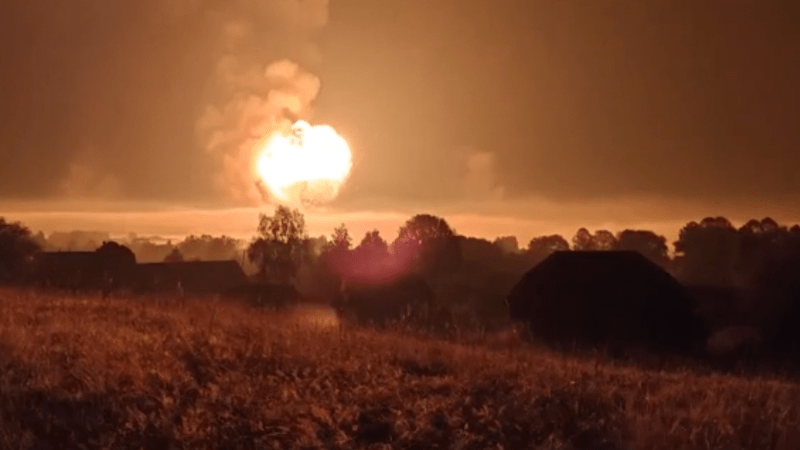 Exploze a mohutný požár. Ukrajinci zaútočili na lihovar v Rusku, tvrdí úřady Exploze a mohutný požár. Ukrajinci zaútočili na lihovar v Rusku, tvrdí úřady