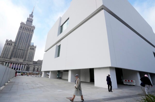 207073_poland_modern_art_museum_69821-640x420.jpg Vo Varšave otvorili nové múzeum moderného umenia, má byť symbolom otvorenosti a tolerancie