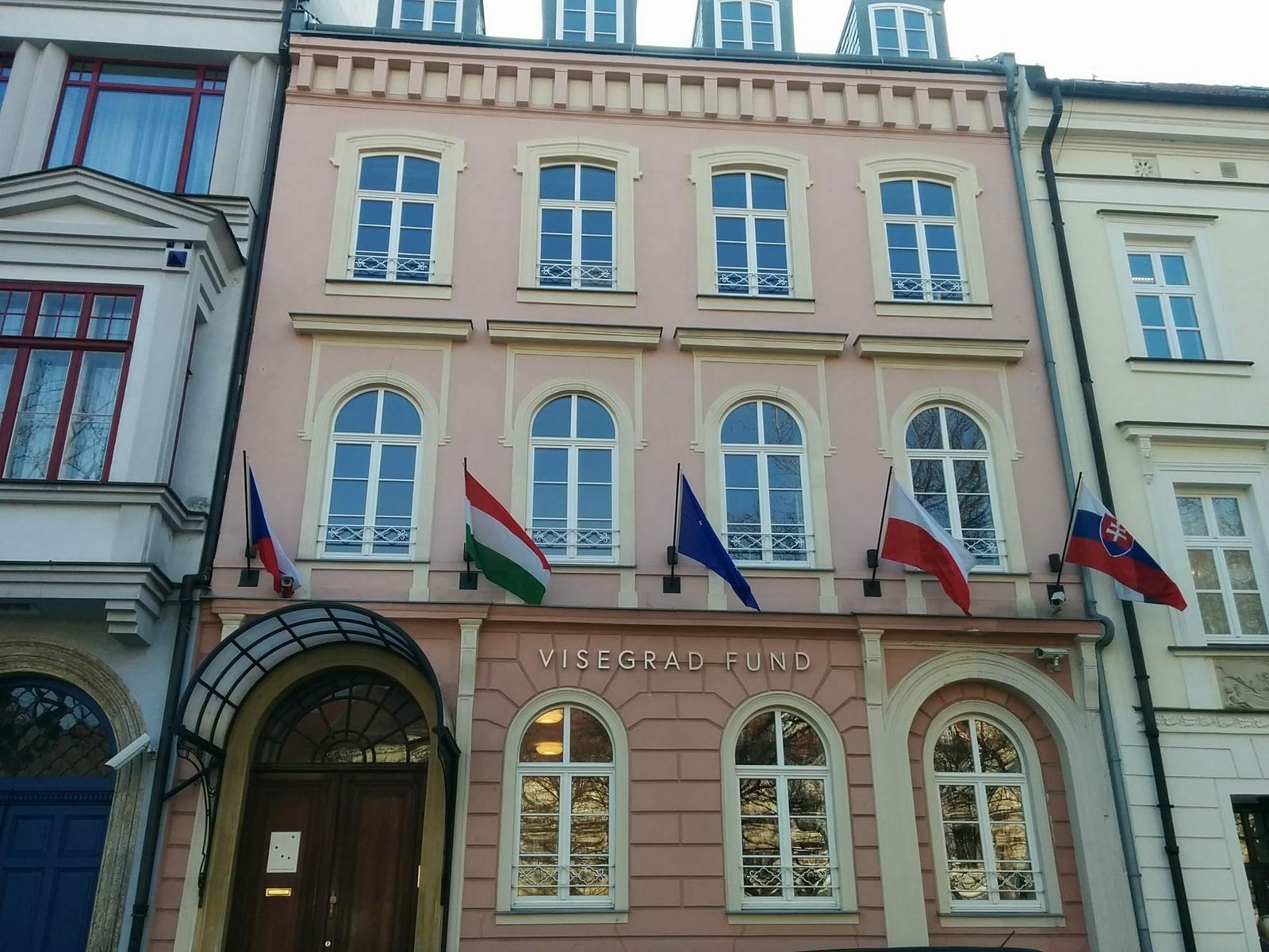 Slovensko navýši príspevok do Medzinárodného vyšehradského fondu Slovensko navýši príspevok do Medzinárodného vyšehradského fondu