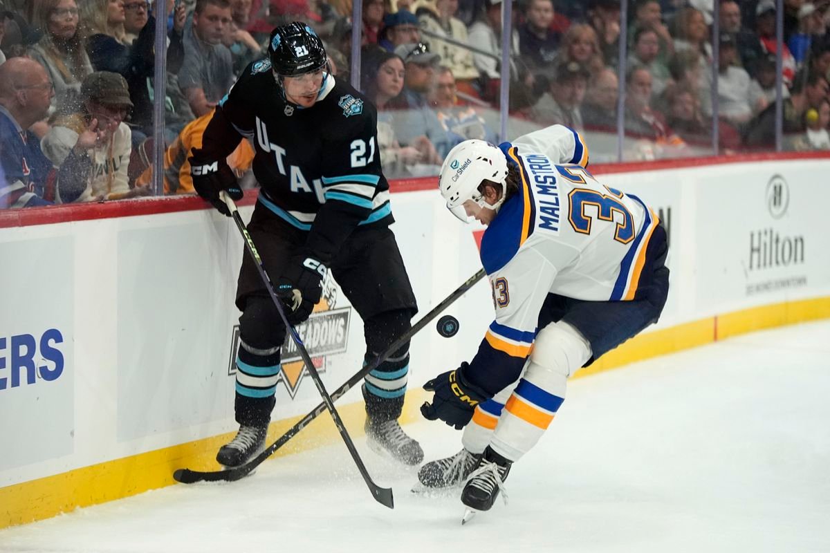 Slováci v NHL Miloš Kelemen sa tešil z víťazstva, bodovať však nedokázal Slováci v NHL Miloš Kelemen sa tešil z víťazstva, bodovať však nedokázal