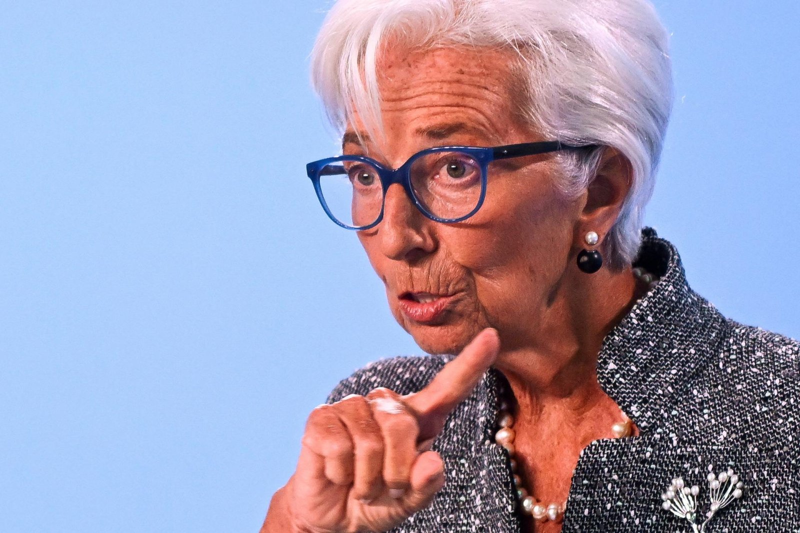 ECB skrotila infláciu, no Slováci si to dlho neužijú ECB skrotila infláciu, no Slováci si to dlho neužijú
