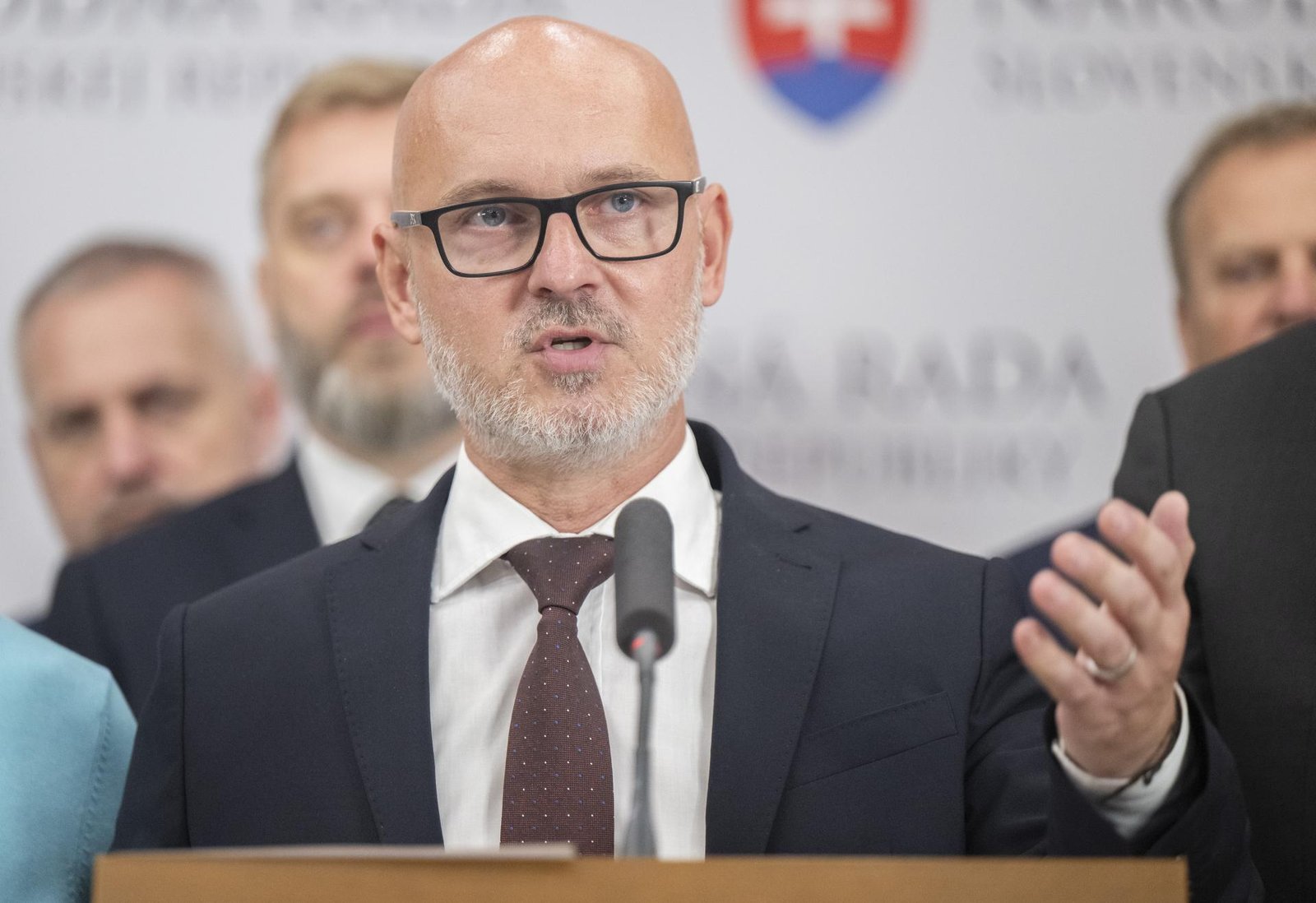 SaS apeluje na Pellegriniho, aby vetoval konsolidačný balíček. Zdražovanie pocítime všetci, tvrdí Gröhling SaS apeluje na Pellegriniho, aby vetoval konsolidačný balíček. Zdražovanie pocítime všetci, tvrdí Gröhling