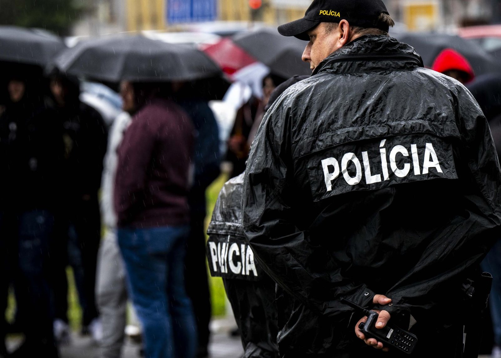 Protest policajtov: Chceme systémové zmeny a lepšie vybavenie, platy nestačia, odkazujú vláde Protest policajtov: Chceme systémové zmeny a lepšie vybavenie, platy nestačia, odkazujú vláde