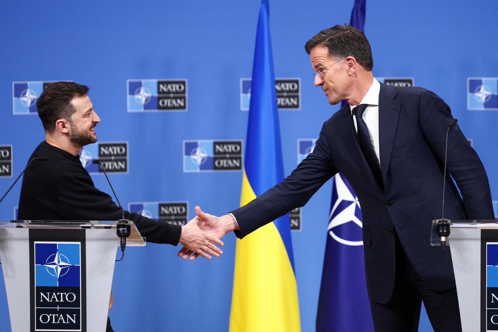 Je nevyhnutné, aby NATO naďalej poskytovalo Ukrajine vojenskú pomoc, vyhlásil Rutte Je nevyhnutné, aby NATO naďalej poskytovalo Ukrajine vojenskú pomoc, vyhlásil Rutte