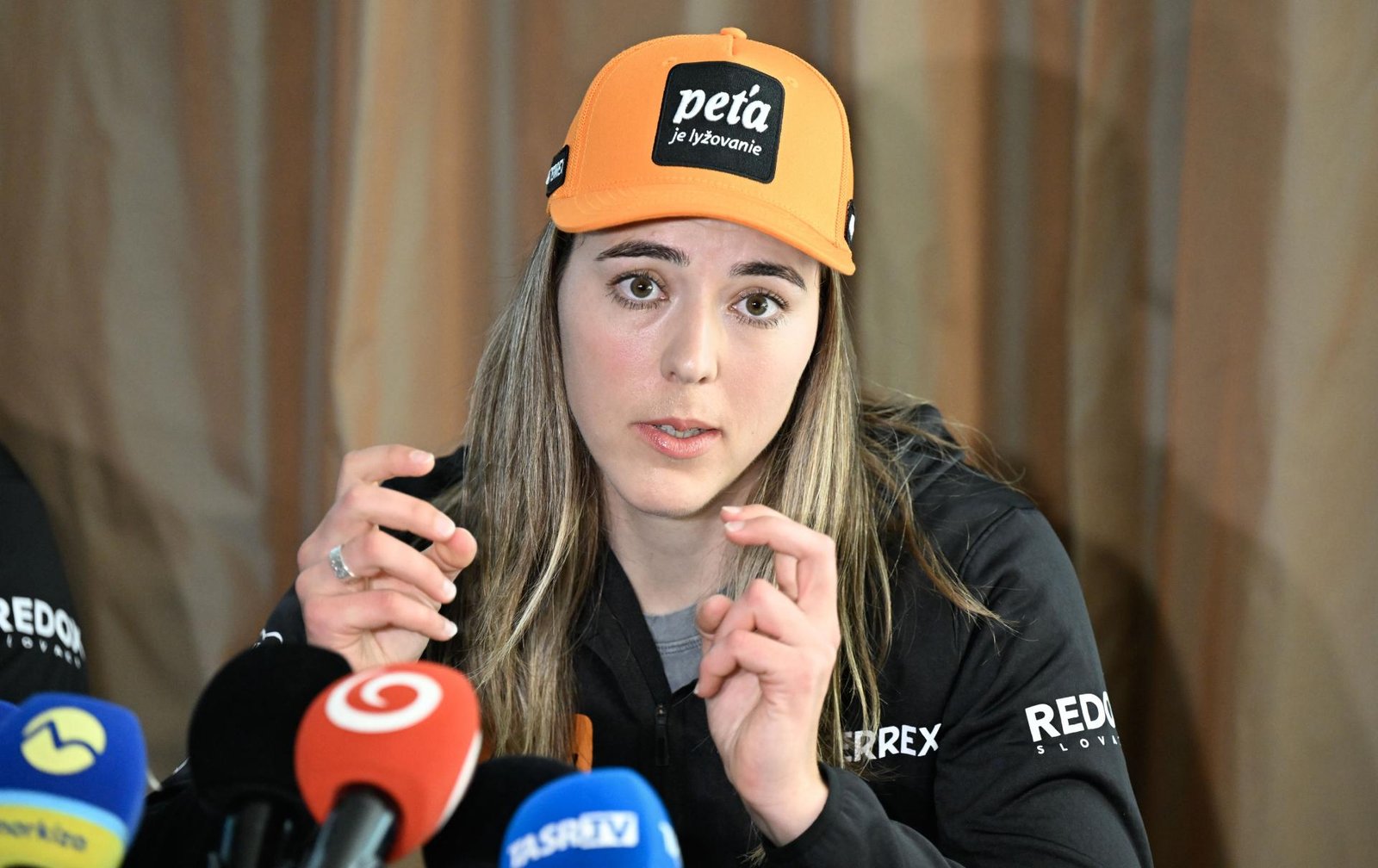 Vlhová nebude štartovať v úvode Svetového pohára. Po ťažkom zranení sa chce vrátiť na svahy v decembri Vlhová nebude štartovať v úvode Svetového pohára. Po ťažkom zranení sa chce vrátiť na svahy v decembri