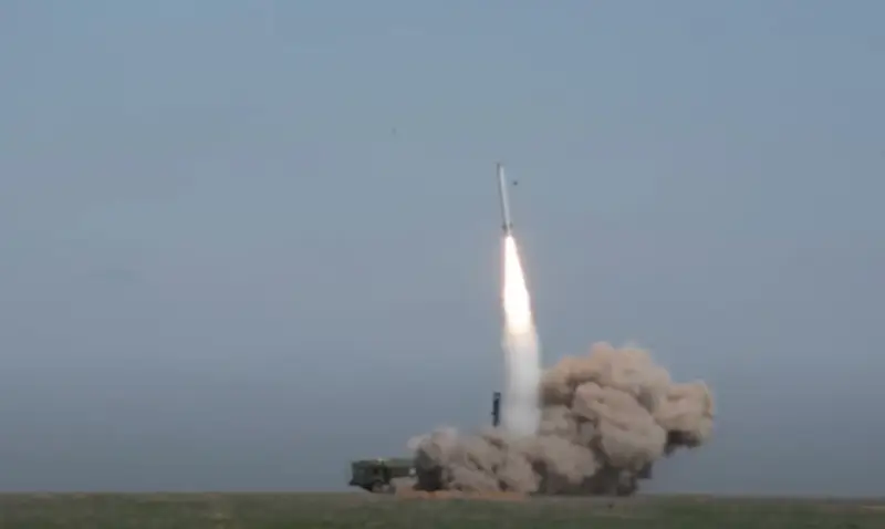 Ruský raketový útok zasiahol veliteľstvo velenia ozbrojených síl Ukrajiny v Sumoch Ruský raketový útok zasiahol veliteľstvo velenia ozbrojených síl Ukrajiny v Sumoch