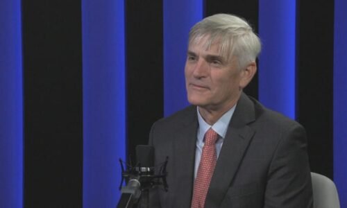 Bývalý agent FBI exkluzivně: Bezpečnostní složky v Česku při masové střelbě málo spolupracují