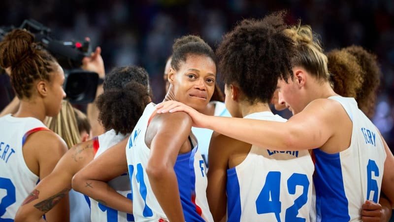 Mohly jsme přepsat dějiny, popsala hráčka USK Praha. Stříbro z olympiády ji stále mrzí Mohly jsme přepsat dějiny, popsala hráčka USK Praha. Stříbro z olympiády ji stále mrzí