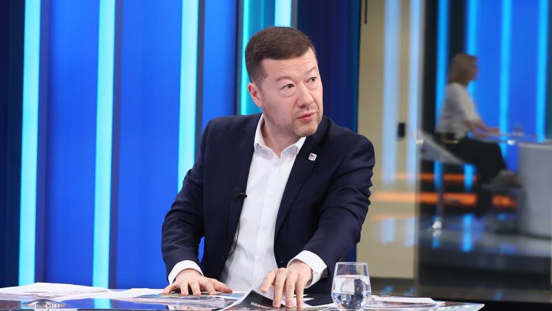 Spolupráce s ANO je jasná, řekl Okamura a prozradil podmínku. Po Bartoškovi žádá omluvu Spolupráce s ANO je jasná, řekl Okamura a prozradil podmínku. Po Bartoškovi žádá omluvu