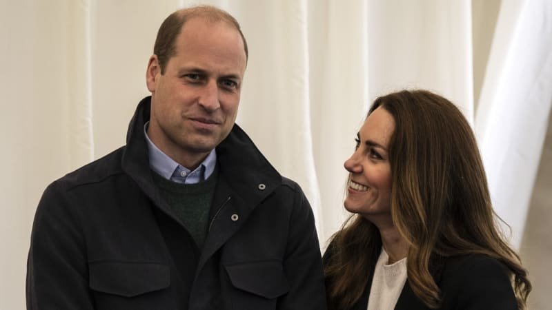 Princ William prozradil tajemství ze své ložnice. S Kate nespíme v posteli sami, překvapil
