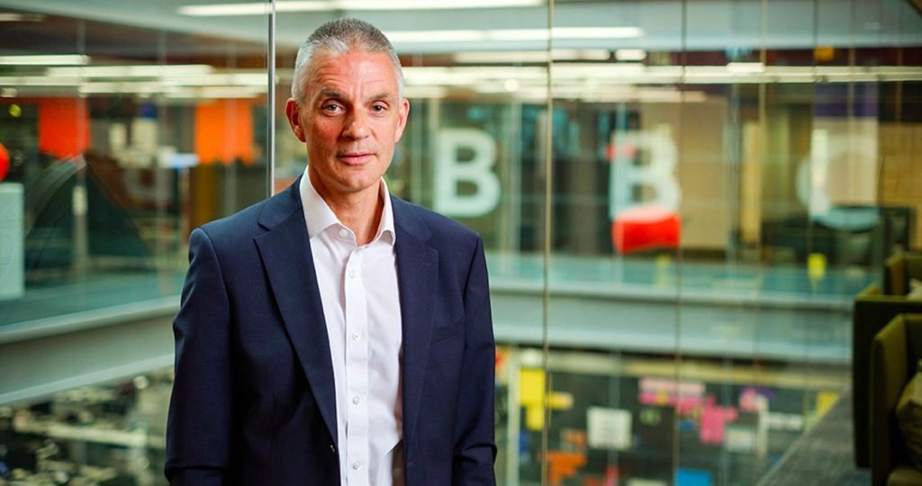 Šéf britskej BBC vyplakáva, že v dôsledku finančných škrtov pre jeho globálnu korporátnu masmediálnu sieť, ktorú financuje aj Nadácia Billa Gatesa, vyhráva v informačnej vojne ruská a čínska propaganda Šéf britskej BBC vyplakáva, že v dôsledku finančných škrtov pre jeho globálnu korporátnu masmediálnu sieť, ktorú financuje aj Nadácia Billa Gatesa, vyhráva v informačnej vojne ruská a čínska propaganda