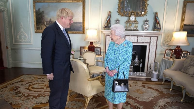 Příliš upovídaný Boris Johnson: Porušil protokol a prozradil, na co zemřela královna Alžběta Příliš upovídaný Boris Johnson: Porušil protokol a prozradil, na co zemřela královna Alžběta