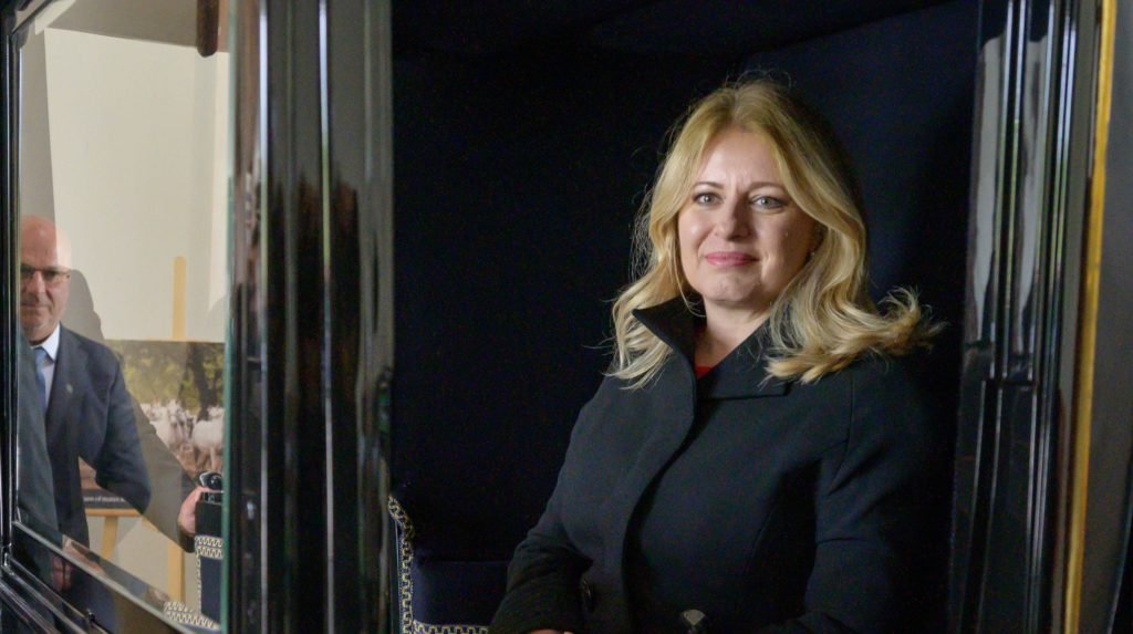 Gyimesi upozorňuje na korupciu na najvyšších miestach. Podozrivá je aj Čaputová! Gyimesi upozorňuje na korupciu na najvyšších miestach. Podozrivá je aj Čaputová!