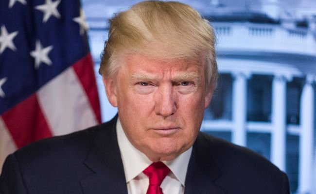 Donald Trump: Americká vláda poslala Ukrajine 300 miliárd dolárov Donald Trump: Americká vláda poslala Ukrajine 300 miliárd dolárov