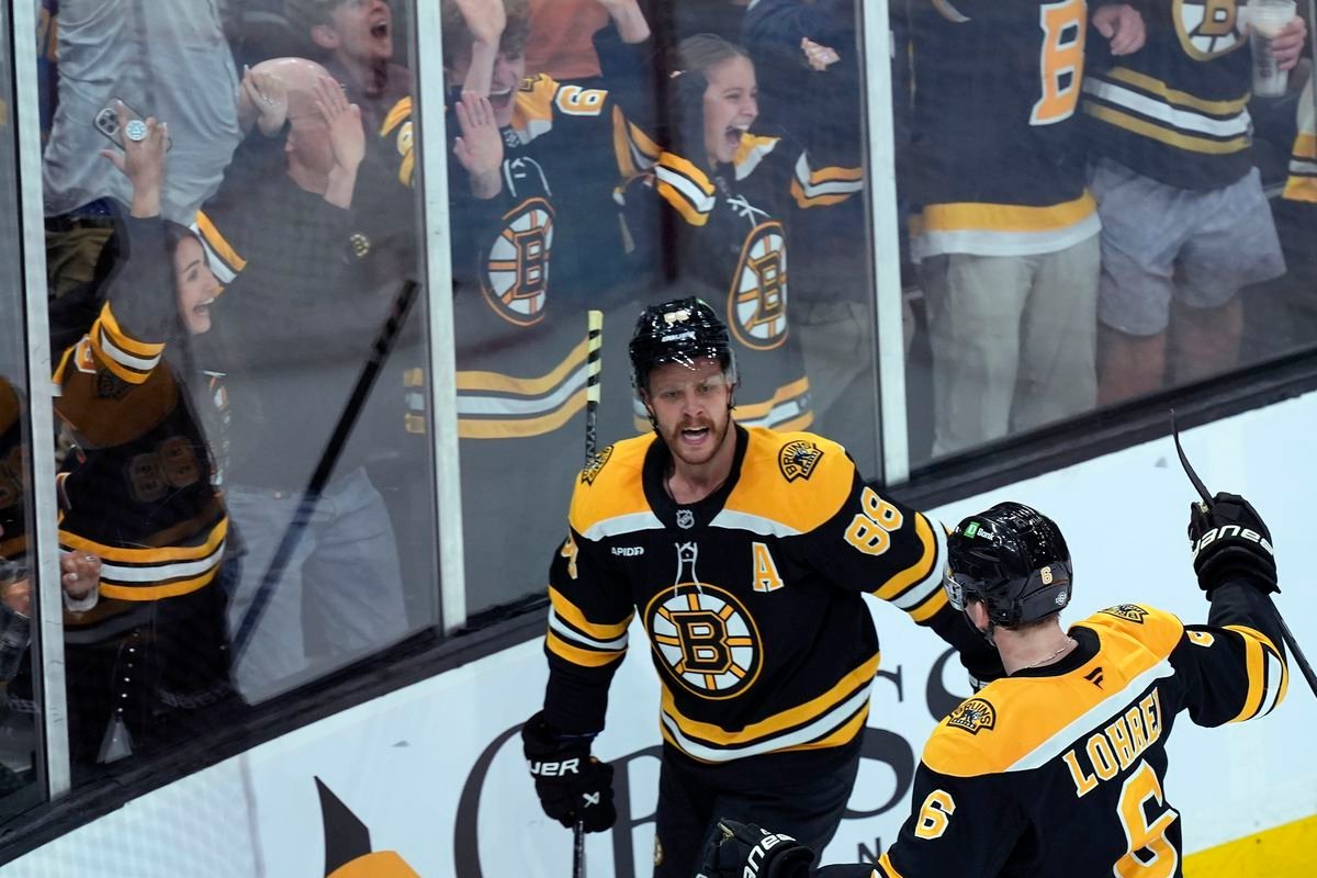 Pastrňák hrdinom Bostonu, o výhre nad Los Angeles rozhodol v predĺžení