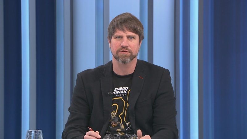 Kolář: Pavel přečetl jen povinné fráze a klišé. Vyznamenání chartistů působí komicky Kolář: Pavel přečetl jen povinné fráze a klišé. Vyznamenání chartistů působí komicky