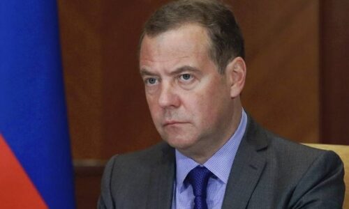 Útok na základne NATO? V prípade eskalácie to pripúšťa D. Medvedev