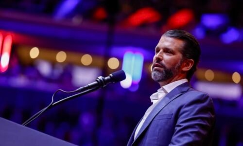 Ukrajina přijde o „kapesné“. Trump junior se vysmíval ukrajinskému prezidentovi Zelenskému