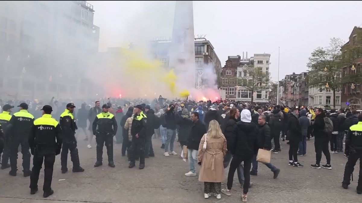 VIDEO Prehliadli varovné signály? Holandskí predstavitelia preverujú motív útokov v Amsterdame