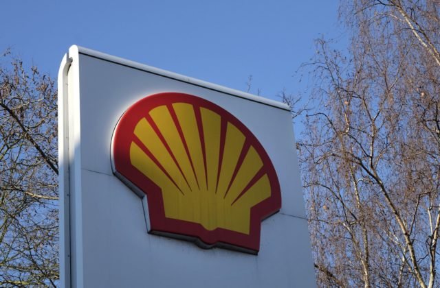 227292_britain_earns_shell_43490-f1e7c9dbddac42e9a0616513c2c1ed7a-640x420.jpg Ukrnafta preberá na ukrajinskom trhu sieť čerpacích staníc Shell