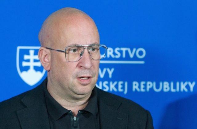 231332_662253bb1b454268306547-640x420.jpg Progresívci žiadajú vysvetlenie konfliktu záujmov podpredsedu ÚVO, má blízky vzťah s ministrom Rážom