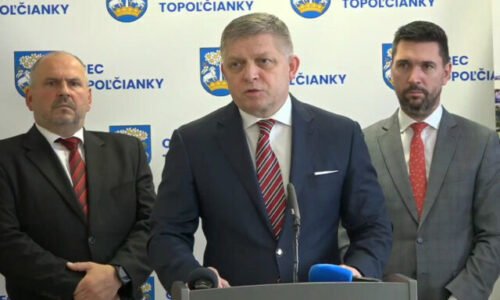 Ficova vláda rokovala v obci Topoľčianky, podporila projekty v okresoch Topoľčany a Zlaté Moravce za viac ako dva milióny eur (video+foto)