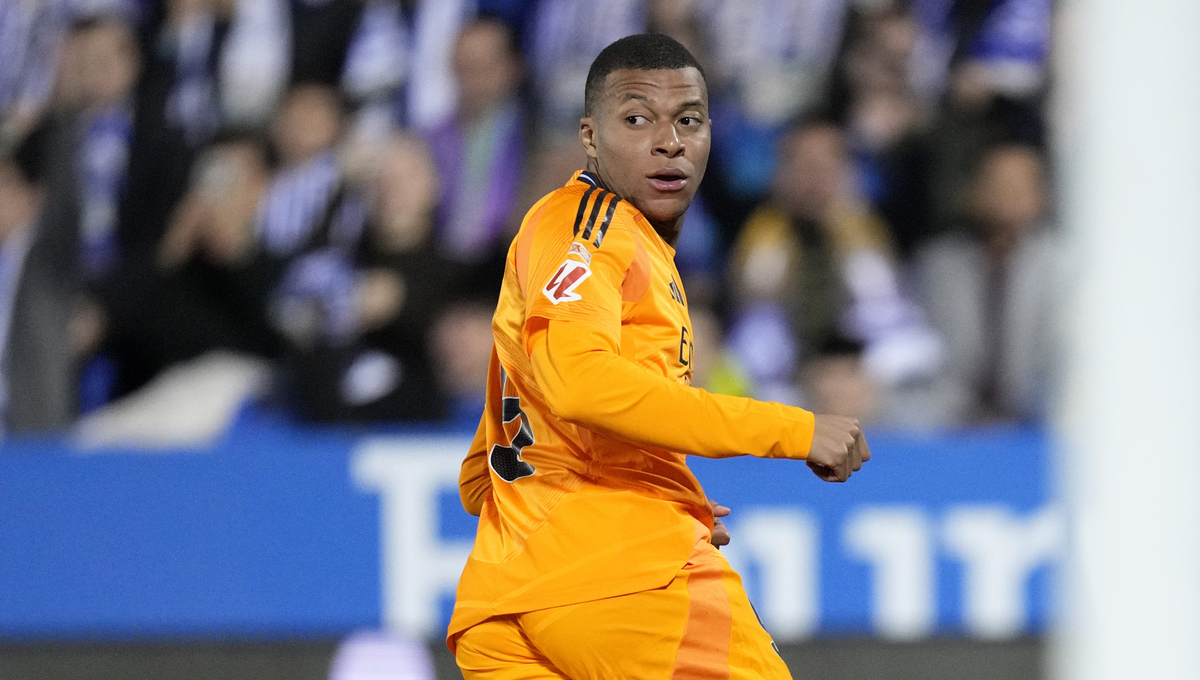 Kylian Mbappé v Reale Madrid nedáva zmysel. Mohol vzkriesiť Manchester United, znie z Francúzska