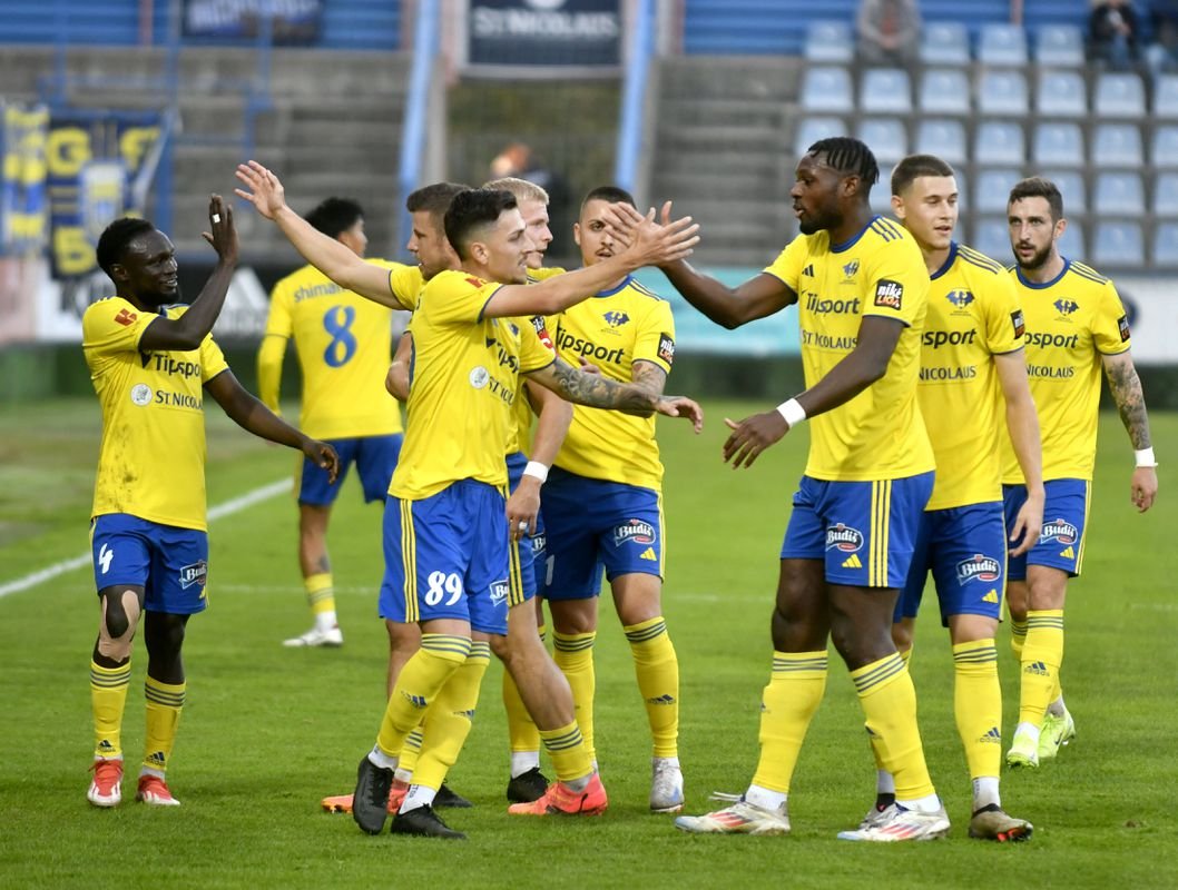 Dunajská Streda má opäť k titulu ďalej. V domácom prostredí ju prekvapili futbalisti zo Zemplína