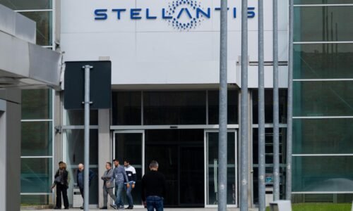 Stellantis opätovne zastaví výrobu v závode Mirafiori, ktorý vyrába aj autá Maserati